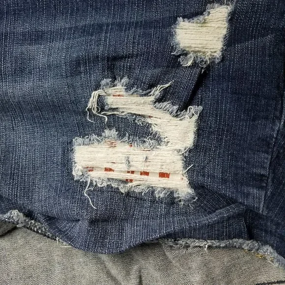 Torrid Womens Denim Shorts Cut Off Distressed US Flag Patch Pockets Size 24 - Picture 5 of 9